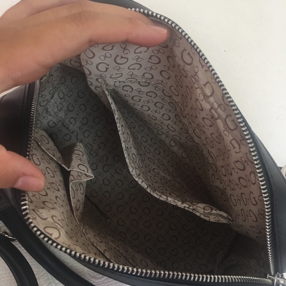 GUESS HANDBAG - Picture 4 of 6